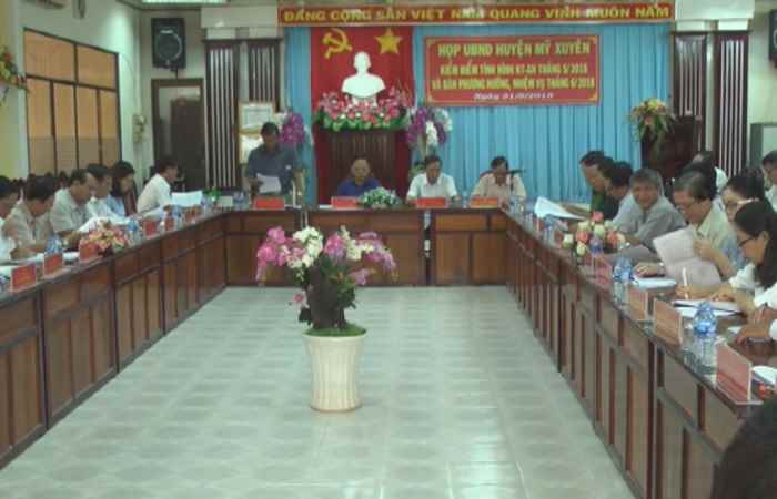 UBND huyện Mỹ Xuyên sơ kết tình hình KT - VH XH tháng 5 và đề ra phương hướng, nhiệm vụ tháng 6/2018