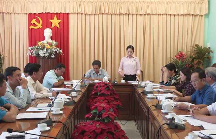 Ủy ban MTTQ Việt Nam tỉnh Sóc Trăng giám sát việc hỗ trợ đối tượng gặp khó khăn do dịch covid-19 tại huyện Mỹ Tú
