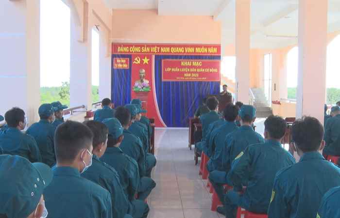Vĩnh Châu huấn luyện Dân - Quân cơ động năm 2023