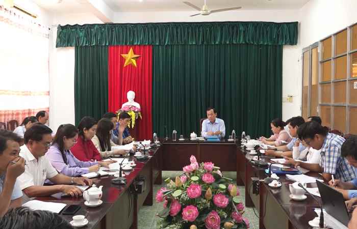 Vĩnh Châu: UBND Thị xã họp đánh giá tình hình thực hiện dịch vụ công trực tuyến      